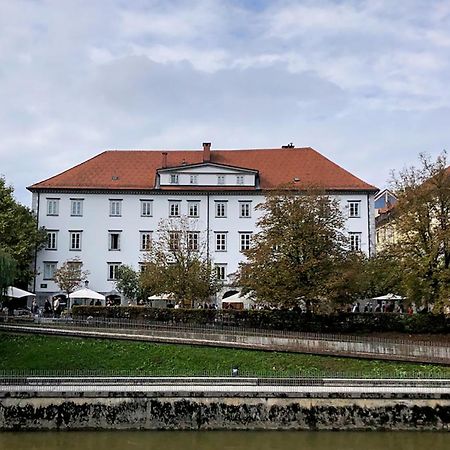 Apartment Breg - Old Town River Liubliana Exterior foto